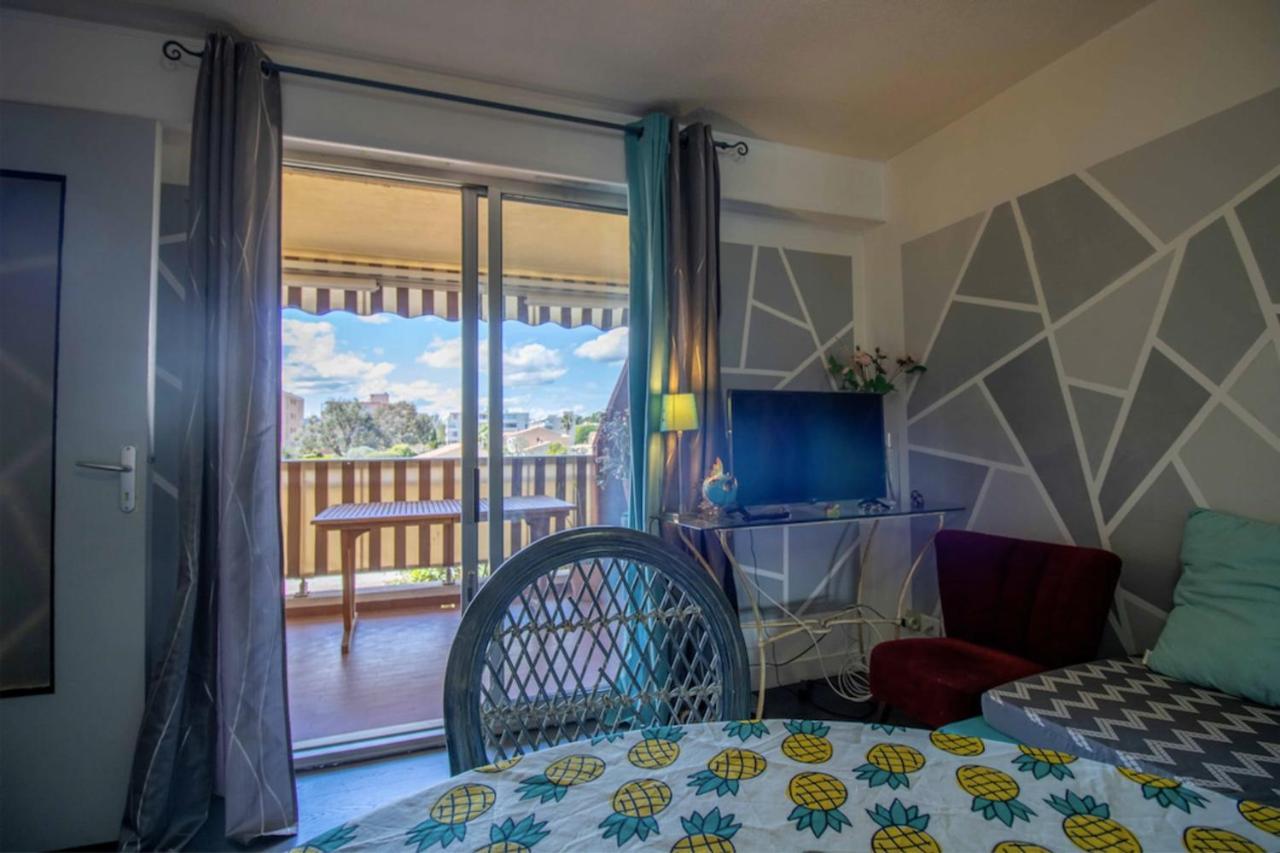Cosy 35 M2 With Balcony In A Quiet Residence Frejus Exterior photo